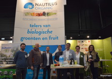 Bij Nautilus Organic een combinatie van telers en medewerkers: Niels Buijsrogge (Magdalenahoeve), Rob van Paassen (Van Paassen-van Balkom), Coert Lamers, Jeroen Bouten (Tuinderij Oppe Donk), Michael Mackaay, Margreet Timmermans en Yvonne Witpaard. Deze week werd bekend dat Jan de Boer op 23 januari aan de slag gaat als directeur.
